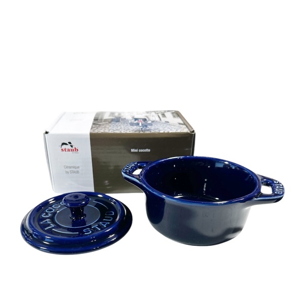 NEW Staub DARK BLUE MINI ROUND CERAMIC COCOTTE 10cm - Picture 3 of 7